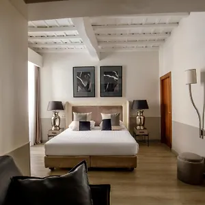 מלון Condotti Palace