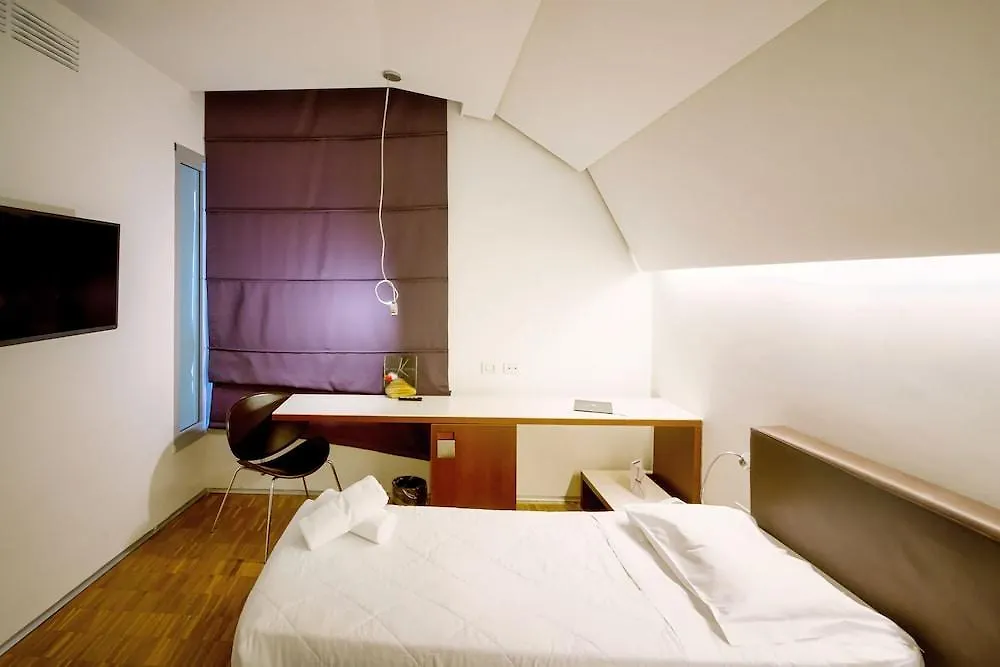 Black Hotel Rome 4*,  Italy